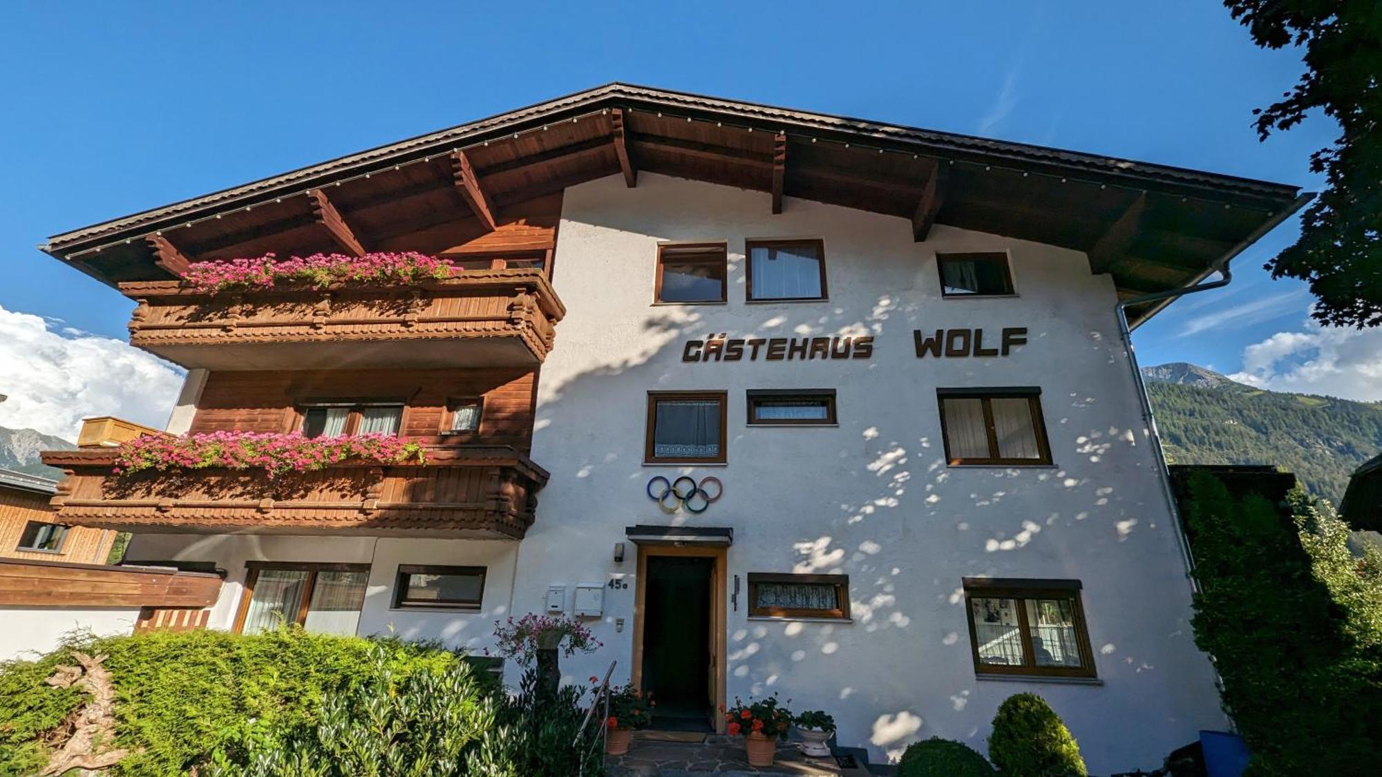 Gaestehaus Wolf Elbigenalp Exterior photo